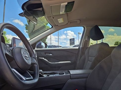 Used 2024 Nissan Rogue SV AWD/4WD image 29