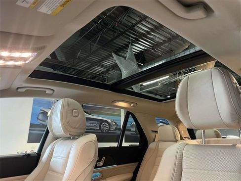 Certified 2023 Mercedes-Benz GLE 450 4MATIC image 21