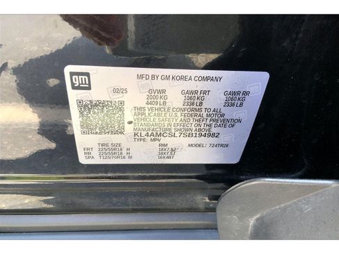 Used 2025 Buick Encore GX Preferred AWD/4WD image 30