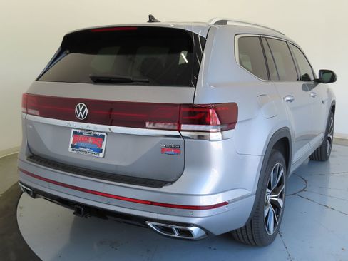 New 2026 Volkswagen Atlas SEL Premium R-Line AWD/4WD image 4