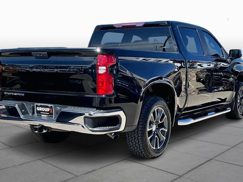 Used 2022 Chevrolet Silverado 1500 LT image 12