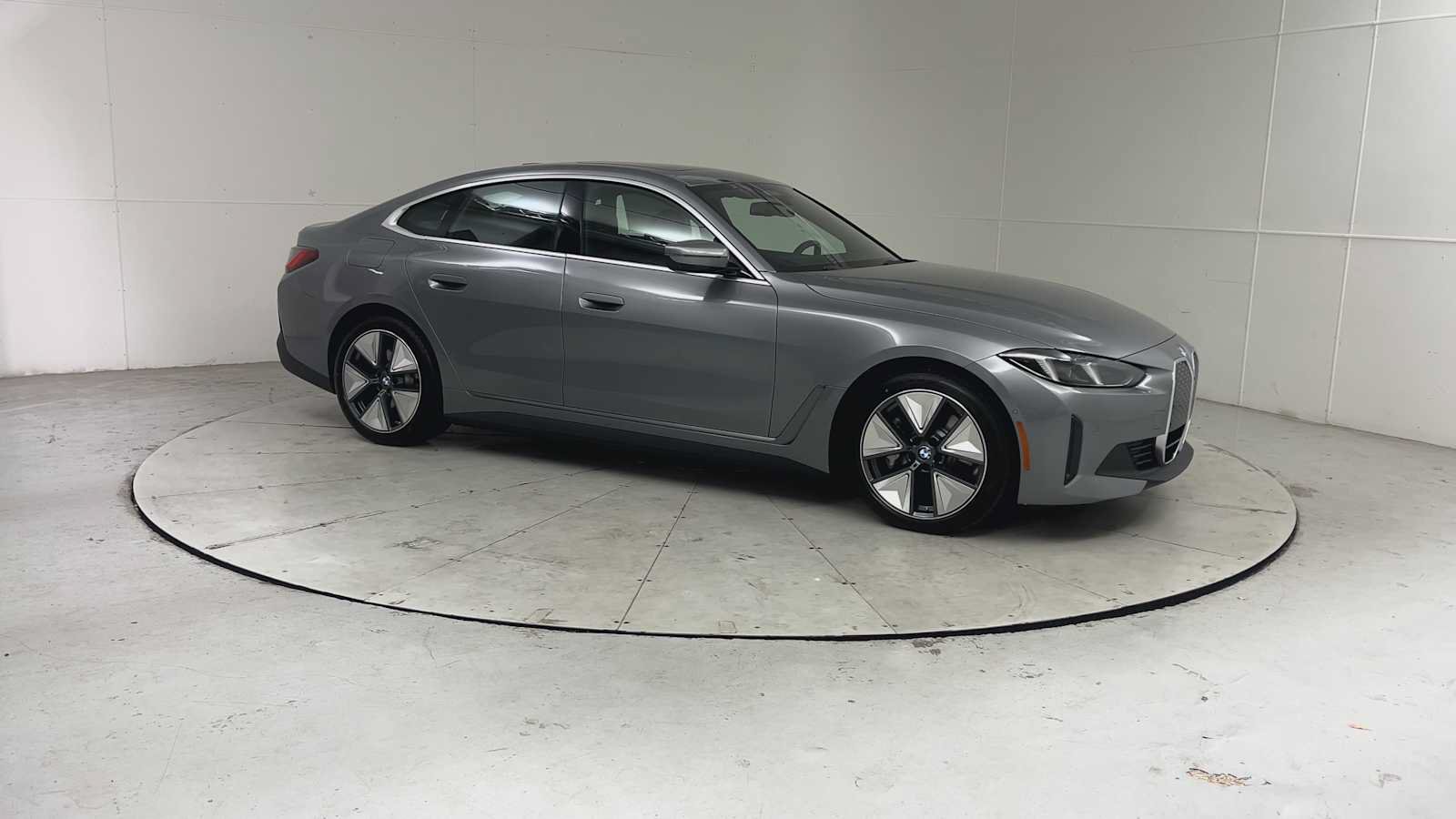New 2026 BMW i4 xDrive40i w/ Premium Package AWD/4WD image 8