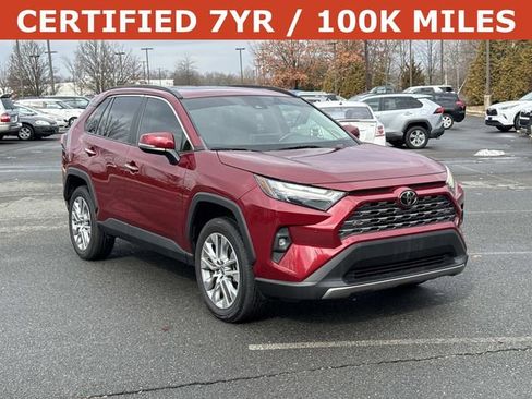 Used 2022 Toyota RAV4 Limited image 1