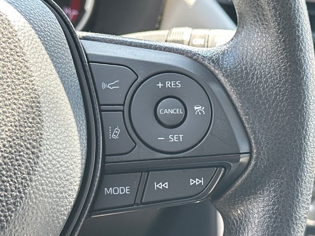 Used 2024 Toyota RAV4 XLE w/ Convenience Package FWD image 23