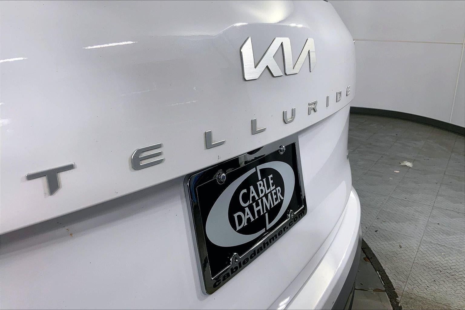 Certified 2025 Kia Telluride S AWD/4WD image 8