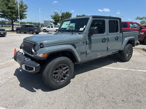 New 2025 Jeep Gladiator Sport image 13