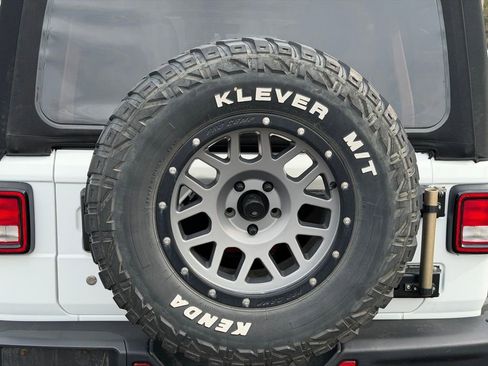 Used 2019 Jeep Wrangler Unlimited Sport S image 5