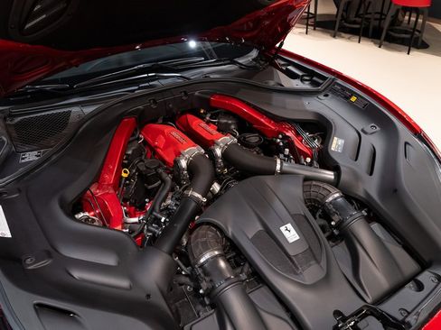 Certified 2023 Ferrari Portofino M image 19