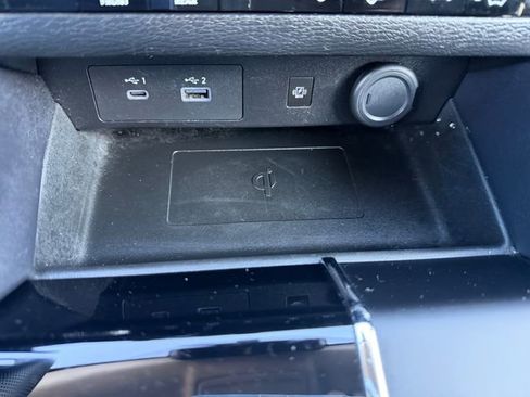 Used 2024 Mitsubishi Outlander SE Black Edition image 22