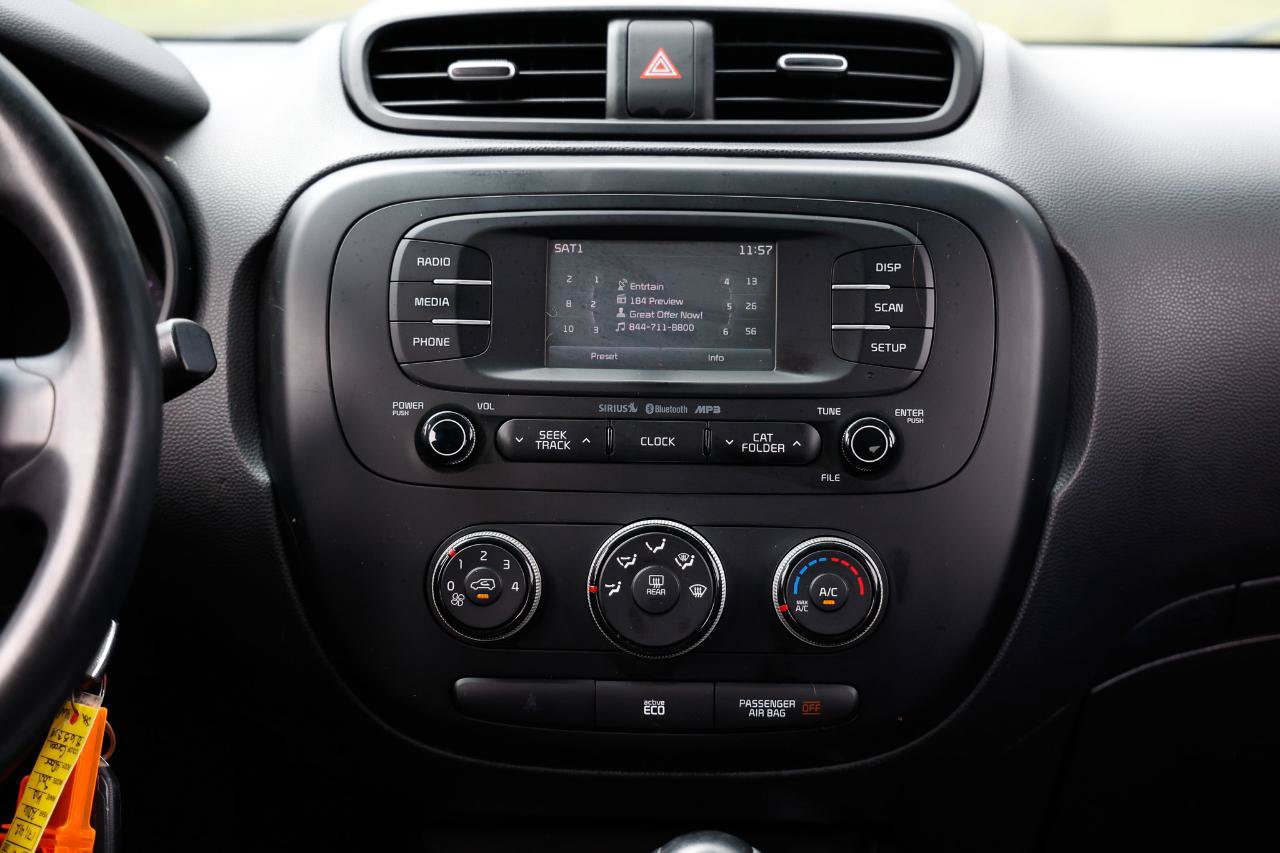 Used 2016 Kia Soul w/ Convenience Package FWD image 34