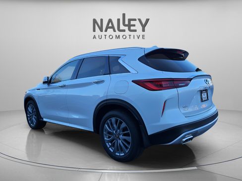 Certified 2025 INFINITI QX50 Luxe image 3