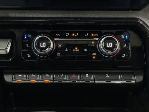 Used 2023 GMC Sierra 1500 AT4 w/ Technology Package image 25