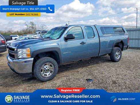 Used 2013 Chevrolet Silverado 2500 W/T image 1