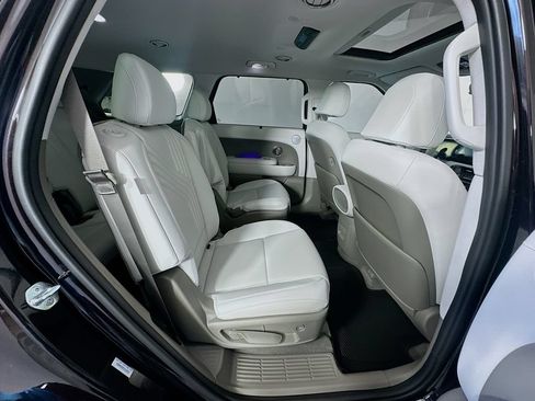 Certified 2026 Hyundai Palisade SEL FWD image 28