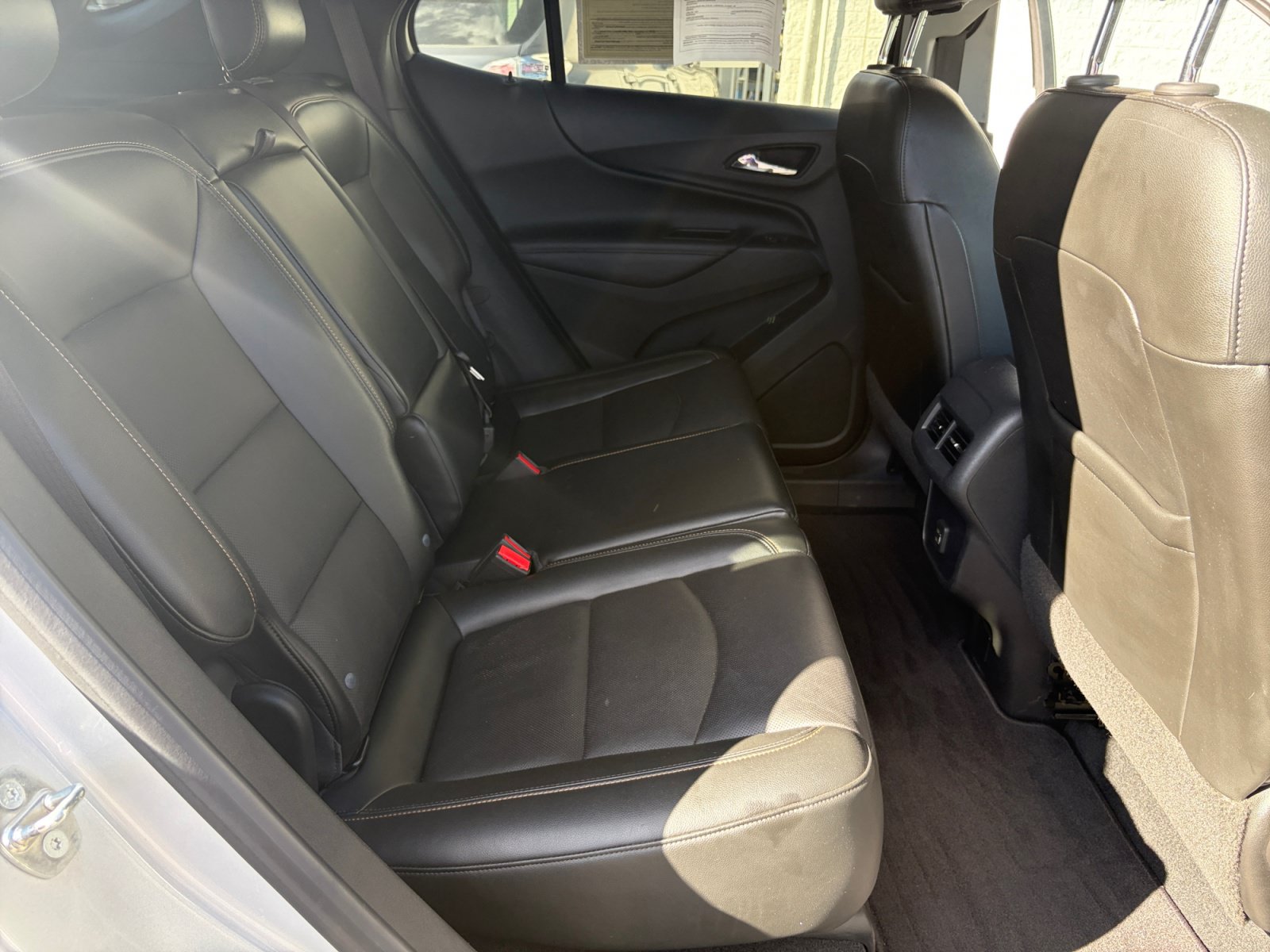Used 2020 Chevrolet Equinox Premier AWD/4WD image 18