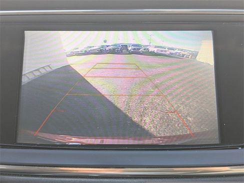 Used 2018 Buick Enclave Essence image 25