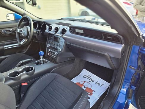 Used 2017 Ford Mustang GT image 21