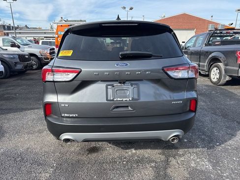 Certified 2022 Ford Escape SE w/ Cold Weather Package image 6