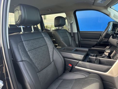 Used 2024 Toyota Tundra Limited image 14