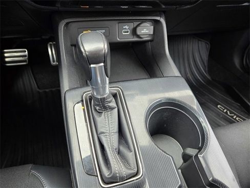 Used 2022 Honda Civic Sport image 16