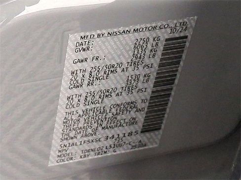 Certified 2025 INFINITI QX60 Luxe w/ Black Edition image 33