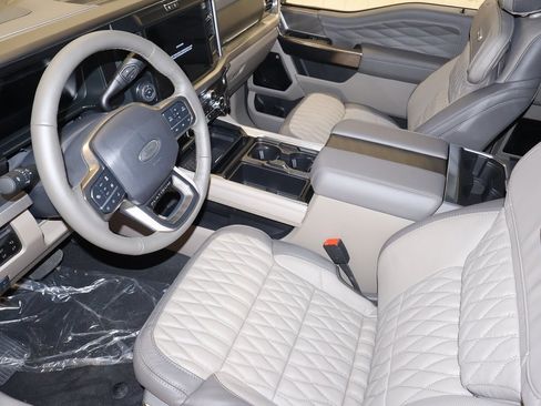 New 2026 Ford F350 Platinum w/ Platinum Plus Package image 28