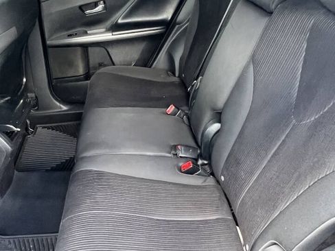 Used 2015 Toyota Venza LE AWD/4WD image 8