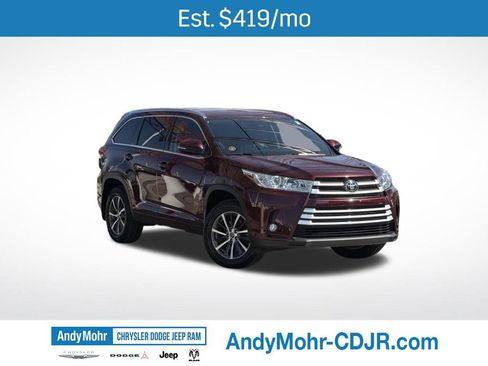 Used 2017 Toyota Highlander XLE AWD/4WD image 1