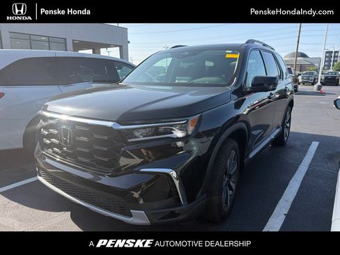 Used 2024 Honda Pilot Elite image 1