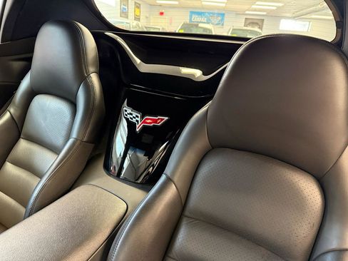 Used 2007 Chevrolet Corvette Convertible w/ Preferred Equipment Group image 33