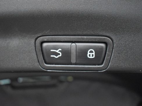 Used 2018 Alfa Romeo Stelvio Ti Sport image 31