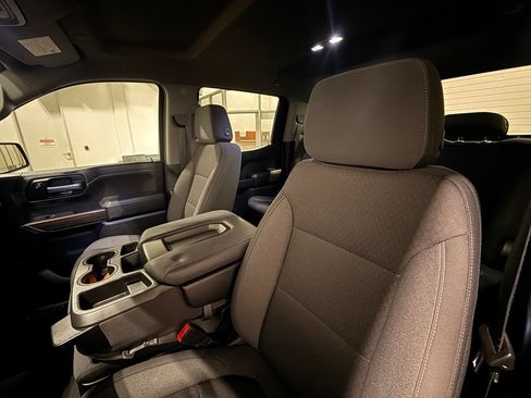 Used 2021 Chevrolet Silverado 1500 LT w/ Bed Protection Package RWD image 19