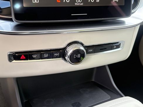 New 2026 Volvo XC90 B6 Ultra w/ Protection Package Premier image 16