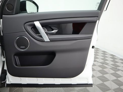 Certified 2024 Land Rover Discovery Sport S image 26