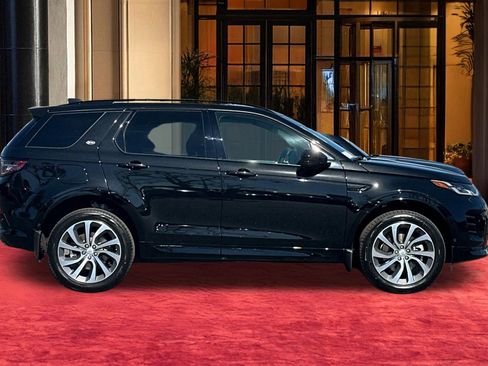 New 2025 Land Rover Discovery Sport Dynamic SE AWD/4WD image 7
