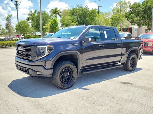 Used 2024 GMC Sierra 1500 Elevation w/ Elevation Premium Package RWD image 4