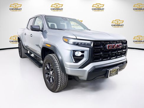 Used 2024 GMC Canyon Elevation image 1