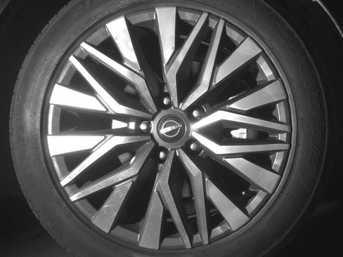 Used 2025 Nissan Altima 2.5 SV image 13