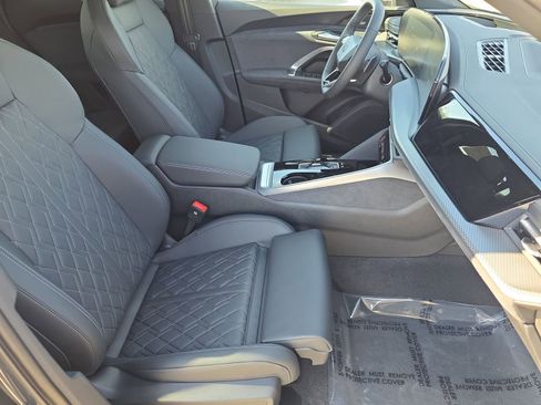 New 2025 Audi SQ5 Premium Plus image 10