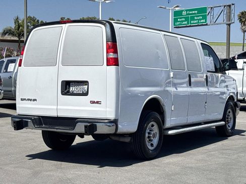 Used 2021 GMC Savana 2500 w/ Driver Convenience Package RWD image 5