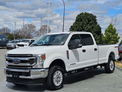 Used 2022 Ford F250 XLT image 3