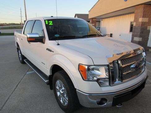 Used 2012 Ford F150 Lariat w/ Lariat Chrome Pkg image 3