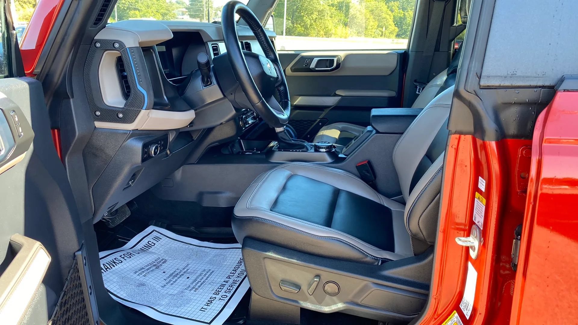 Used 2023 Ford Bronco Wildtrak AWD/4WD image 11