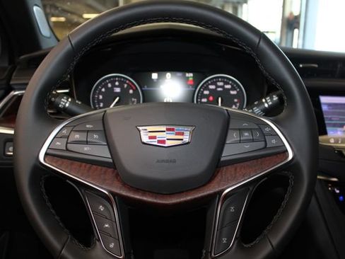 New 2026 Cadillac XT5 Premium Luxury w/ Driver Assist Package FWD image 27