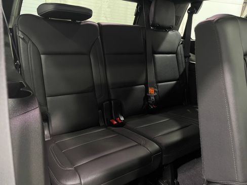Used 2021 Chevrolet Tahoe LT w/ LT Signature Package AWD/4WD image 31