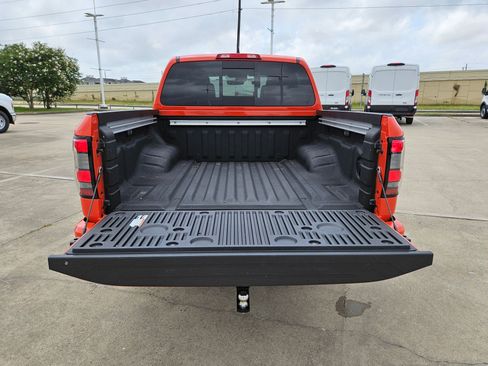 Used 2025 Nissan Frontier PRO-4X w/ Pro Premium Package AWD/4WD image 31