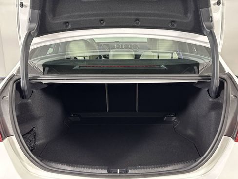 Used 2025 Mercedes-Benz C 300 Sedan image 28