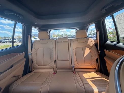 Used 2022 Jeep Grand Cherokee Summit AWD/4WD image 59