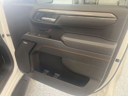 Used 2025 GMC Sierra 1500 AT4 w/ AT4 Premium Package image 35