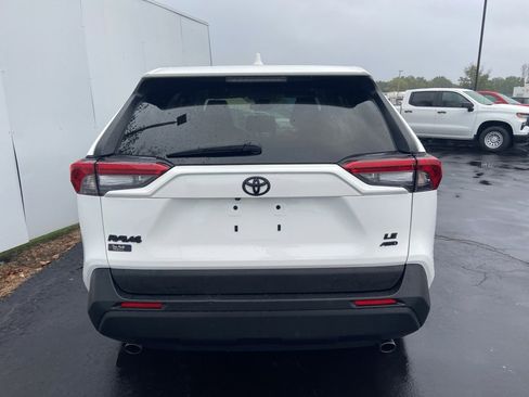 Used 2023 Toyota RAV4 LE image 8